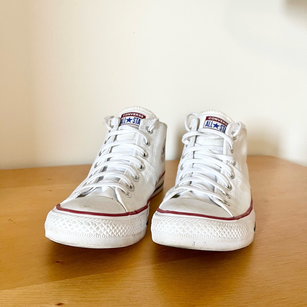 NWOT Midtop Converse